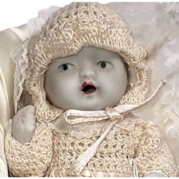 6" Old Antique #9 Baby Bisque Jointed Doll in Beautiful Crocheted With Nice Bed - Picture 3 of 12